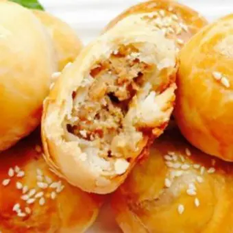 fresh meat mooncakes